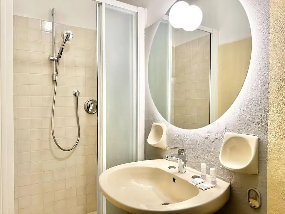 Cappelle Medicee 2 Private Suites Florence Italy